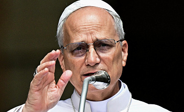 Папа римский осудил "дипломатию, основанную на силе"