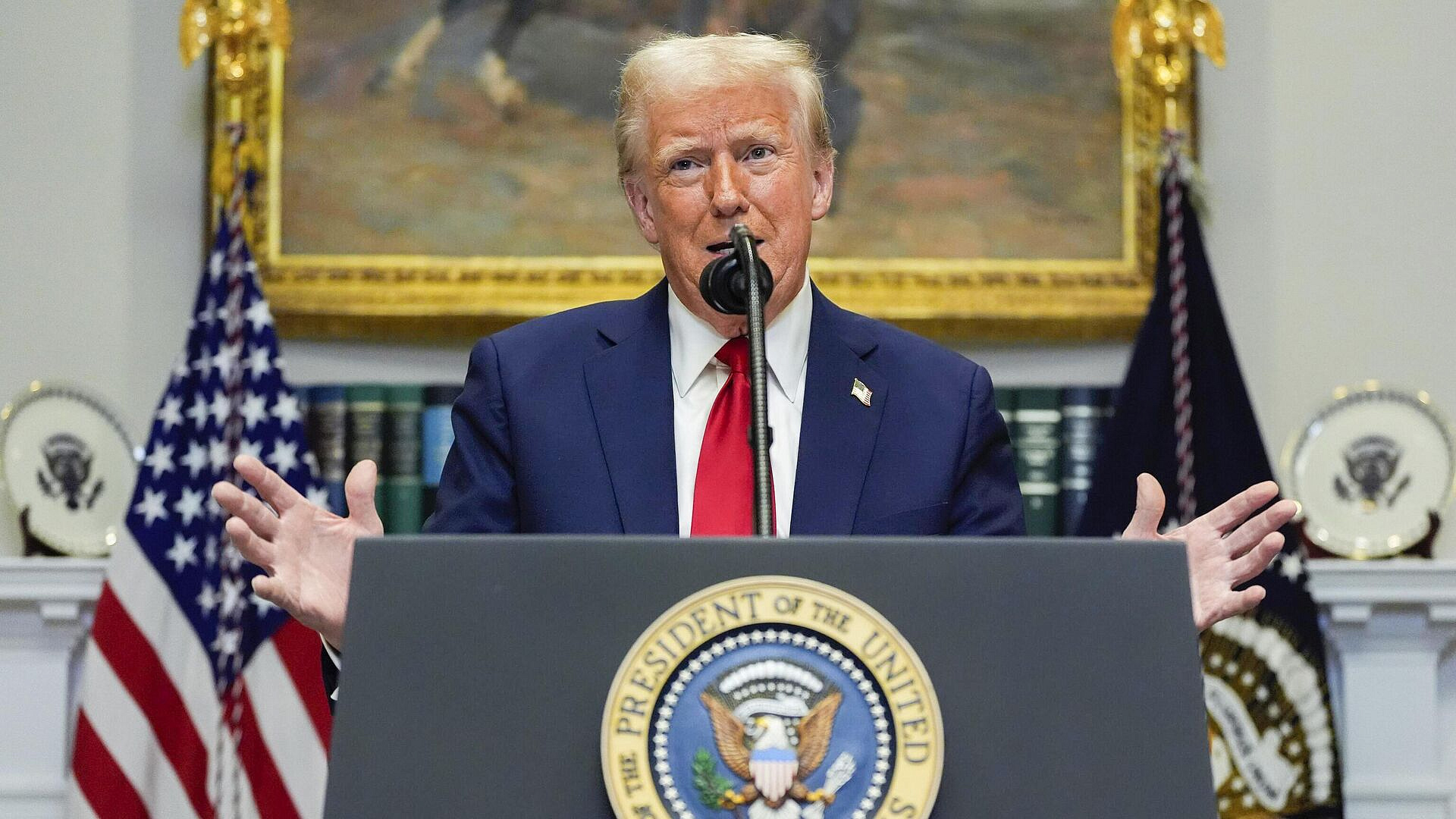 Эксперт назвала тарифные войны Трампа потемкинскими деревнями