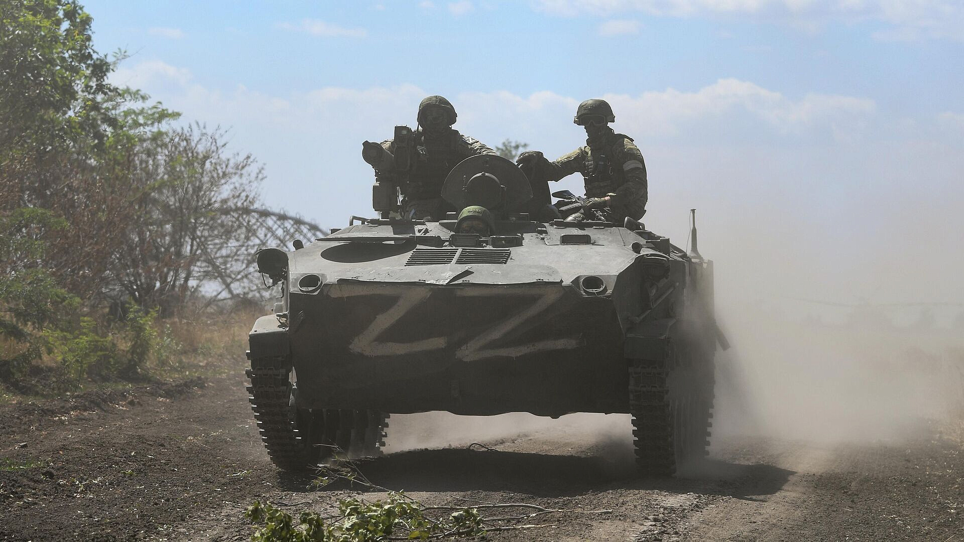 Российские десантники взяли опорный пункт на окраинах Часова Яра