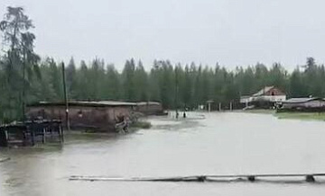 В двух районах Якутии река Индигирка вышла из берегов