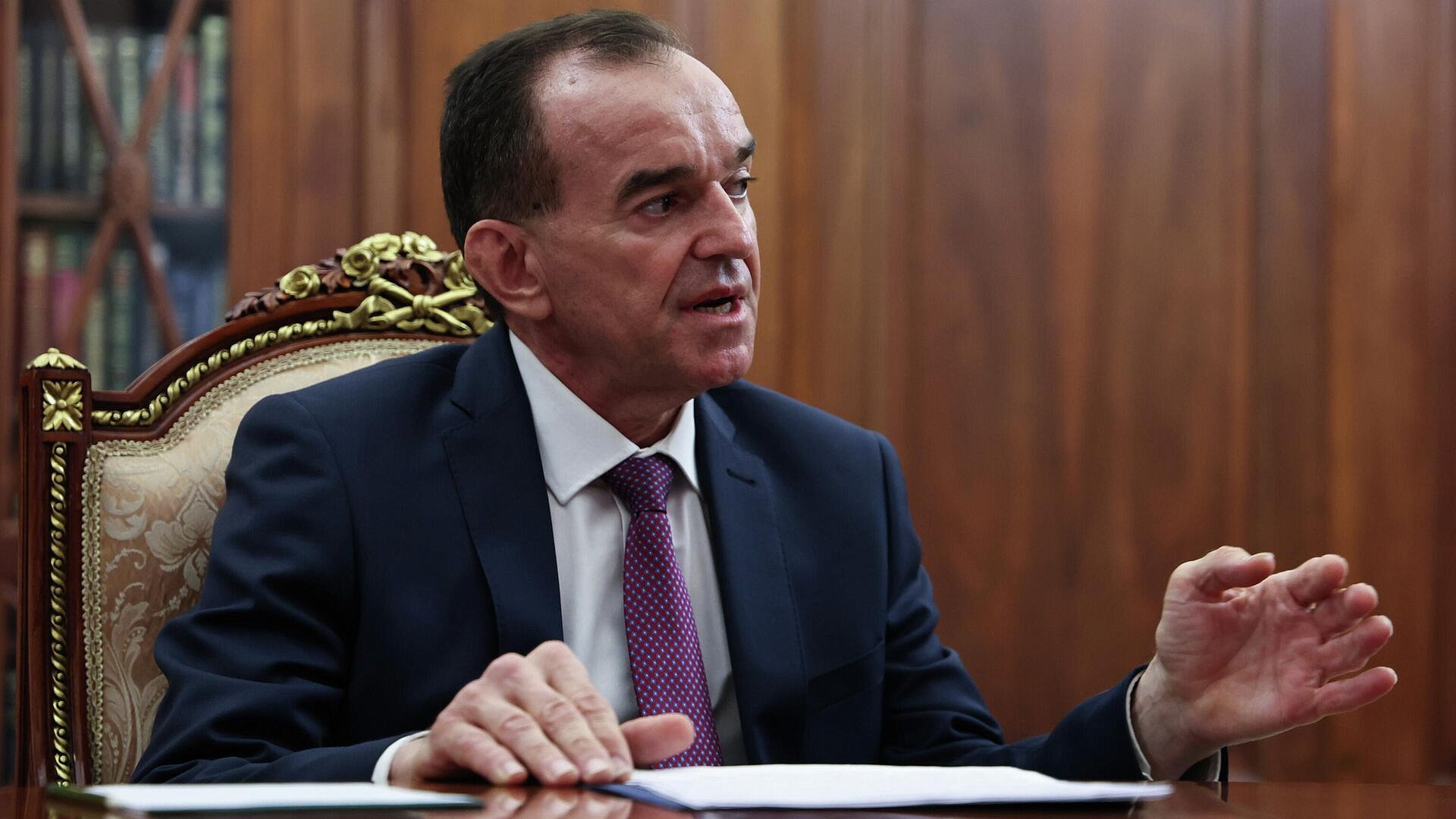 Кондратьев рассказал Путину об увеличении числа виноградников на Кубани