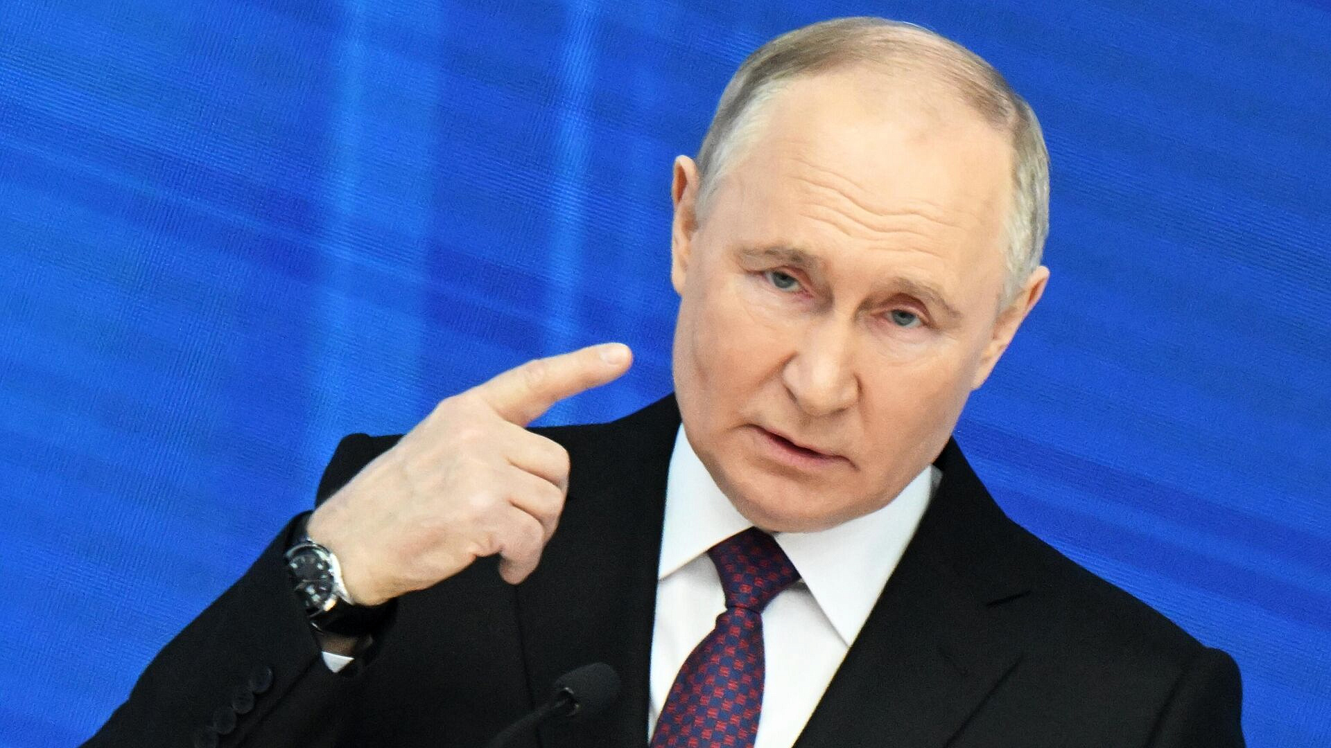 Путин поблагодарил россиян, которые высаживают деревья