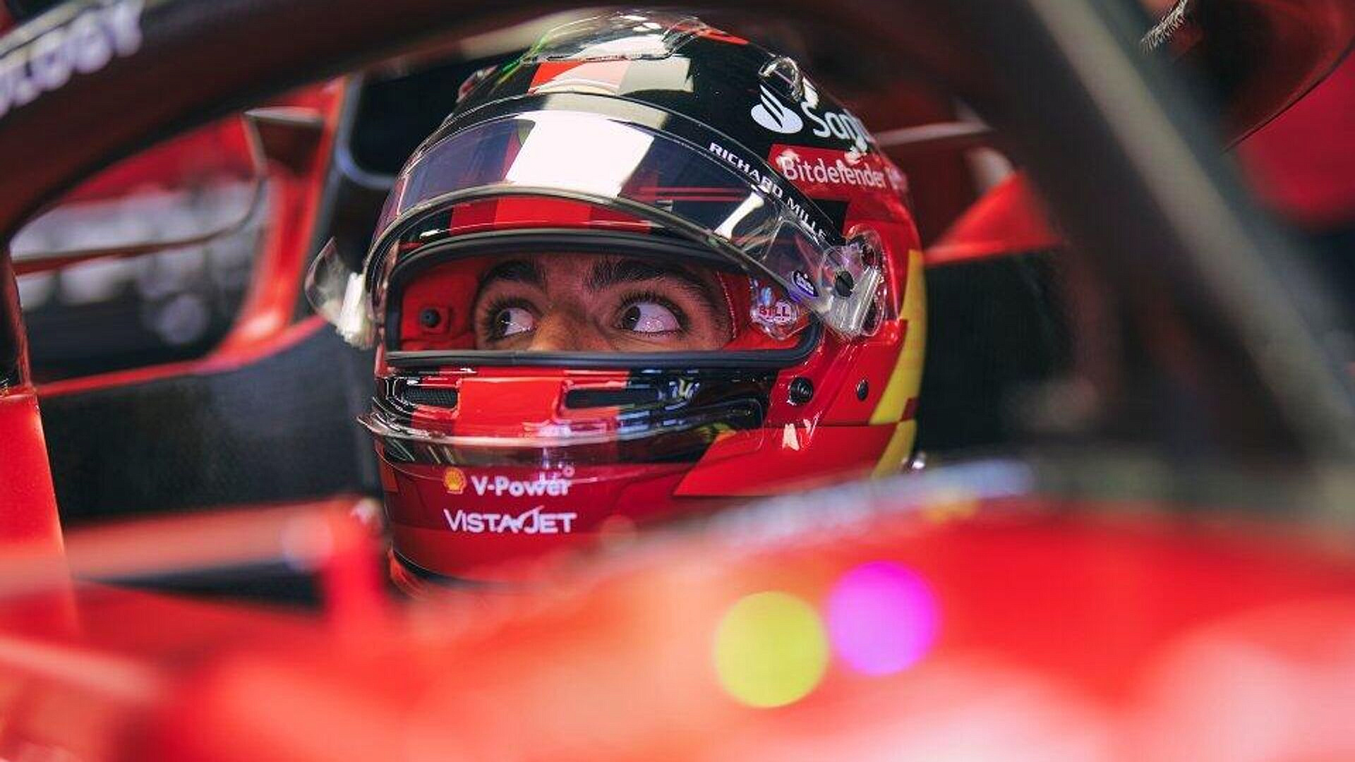 Сайнс стал лучшим в третьей практике Гран-при Испании "Формулы-1"