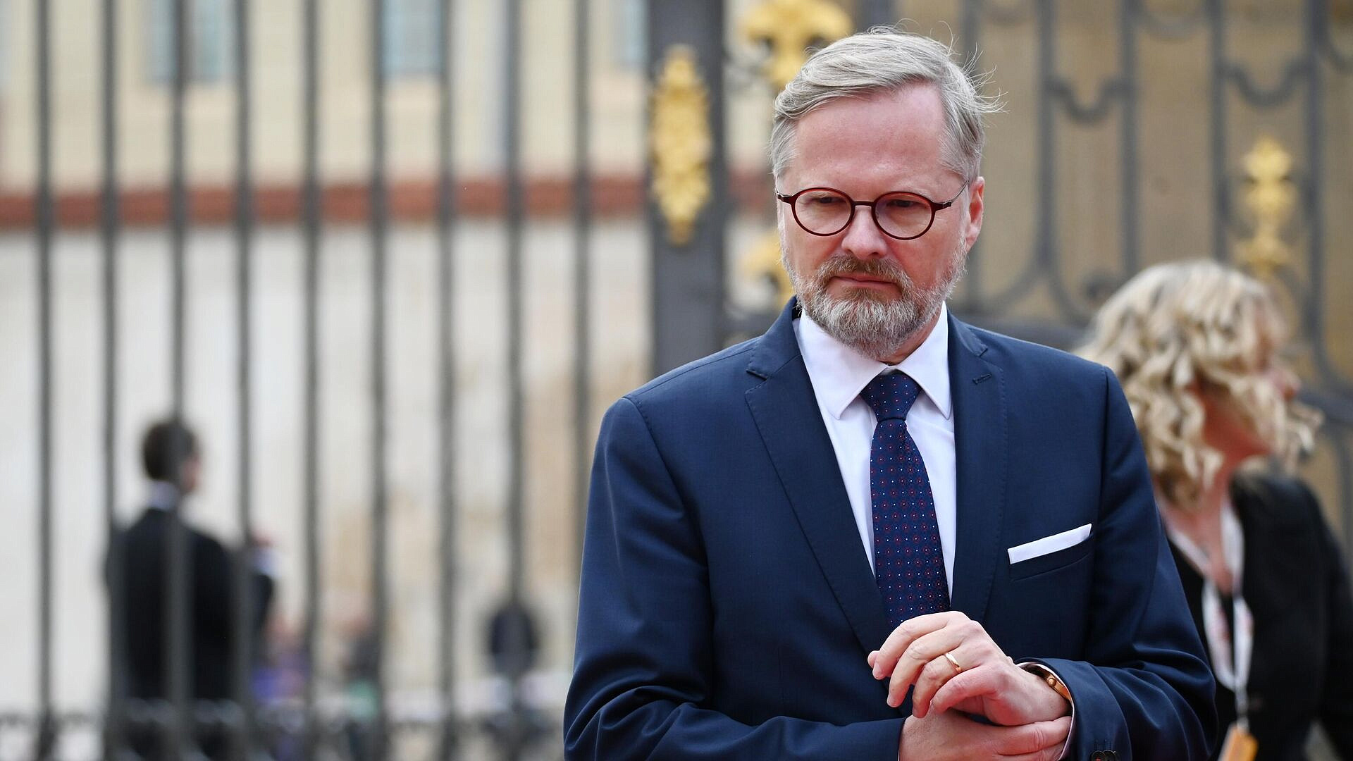 Премьер Чехии заявил, что речи об отправке военных на Украину не идет