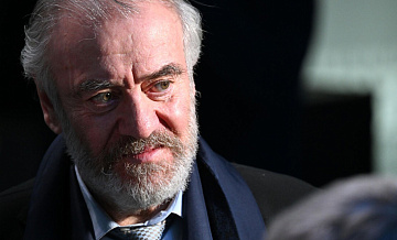 Гергиев заверил Путина, что коллективы театров многое делают для регионов