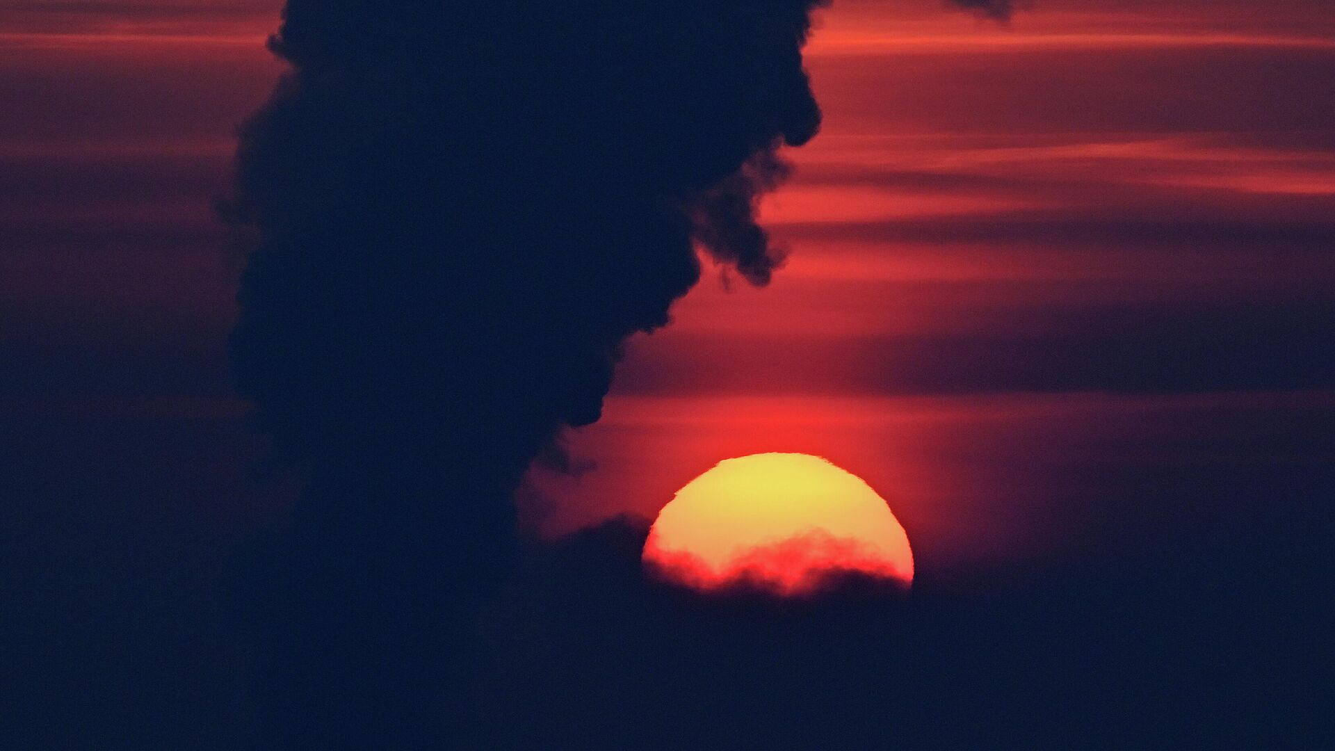 Солнце показывает минимальный уровень активности, рассказали ученые