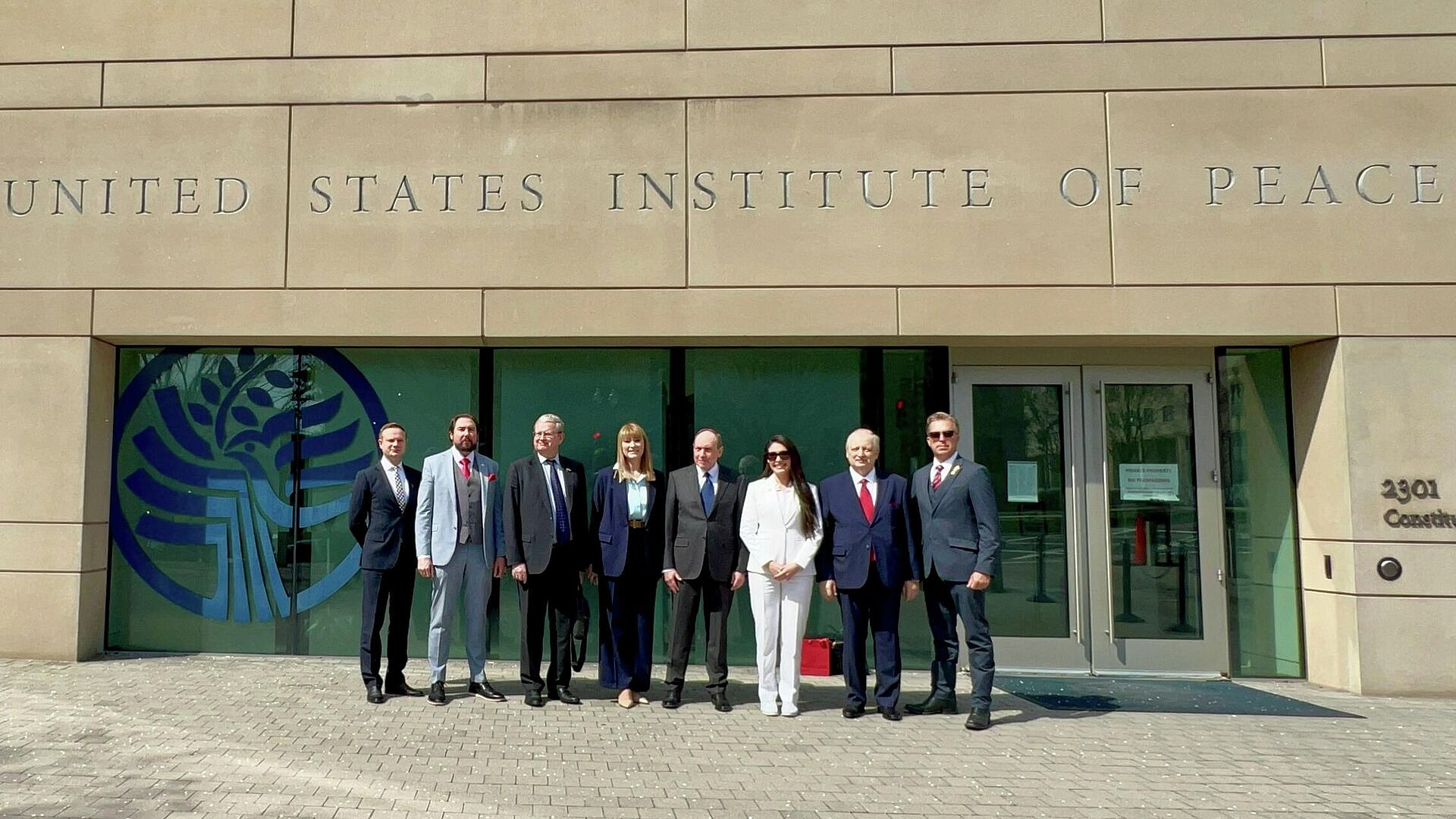 США обладают волей продвигать отношения с Россией, заявили в Госдуме