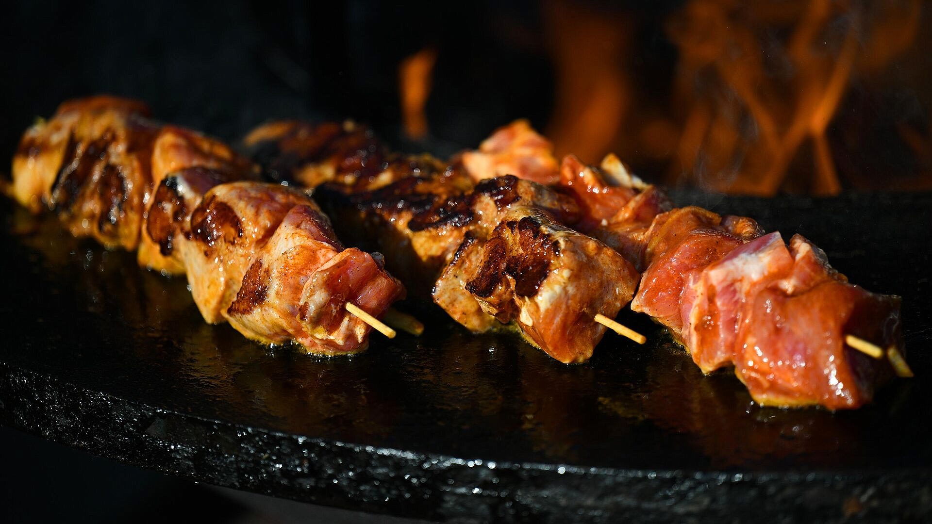 Стартовал набор студентов в первый в мире шашлычный университет