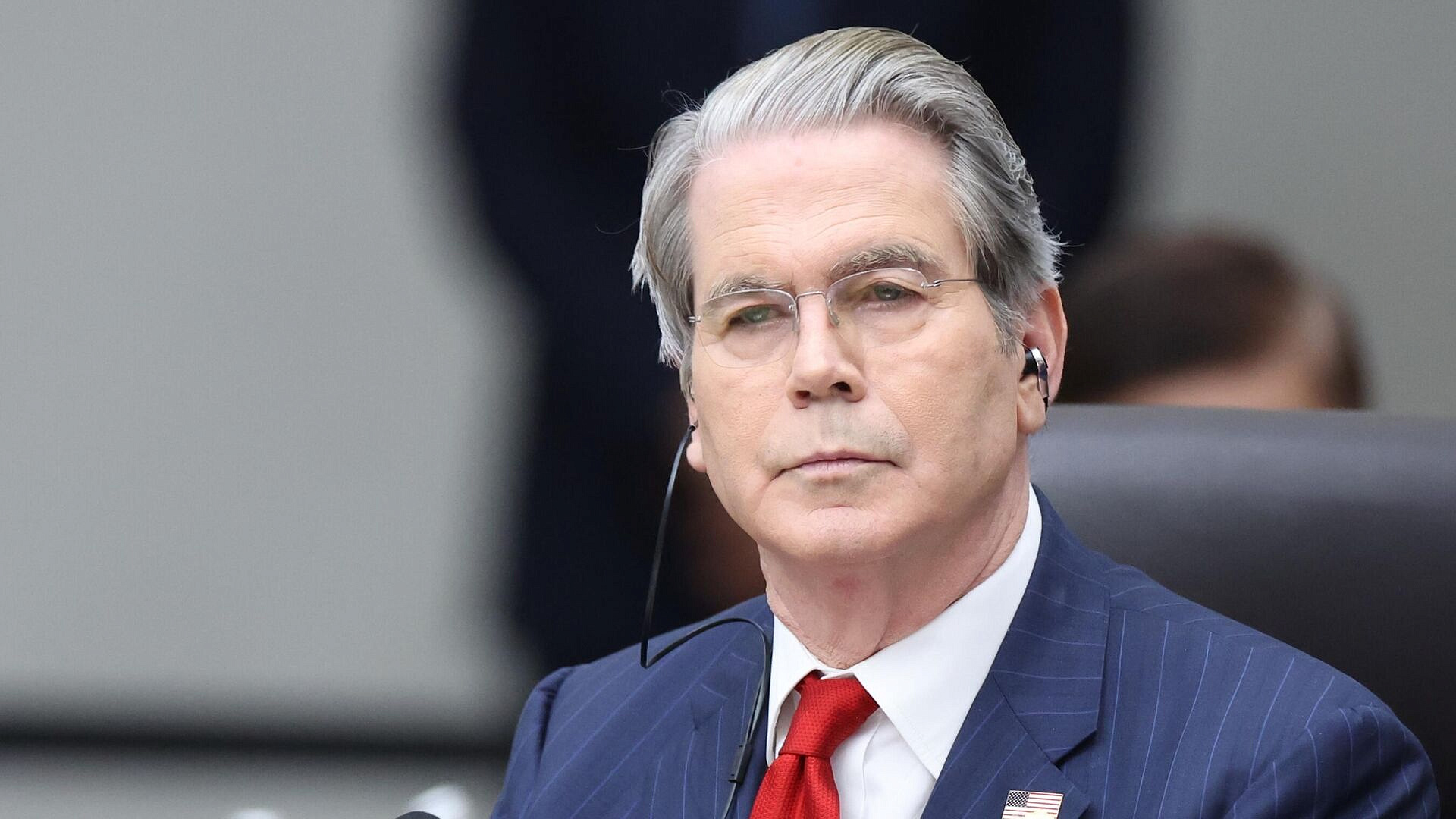 Бессент объяснил смягчение санкций США против российской нефти