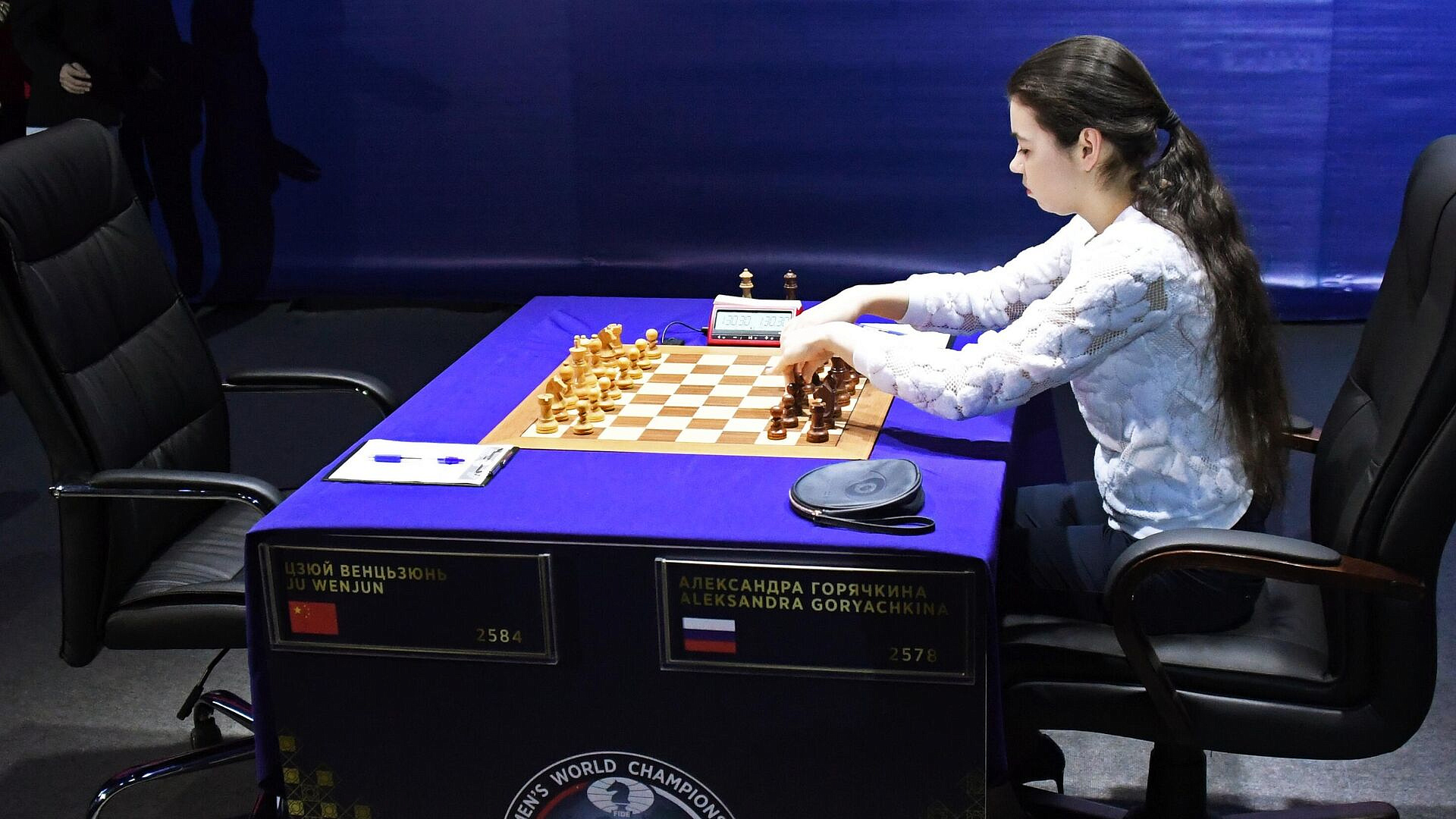 Лагно и Горячкина делят третье место после половины турнира претенденток