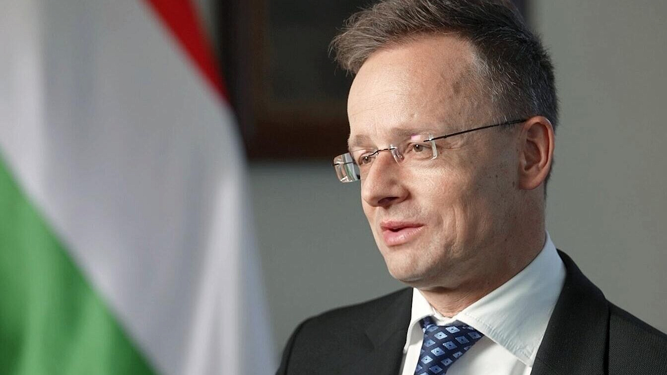 Глава МИД Венгрии назвал сохранение отношений с Россией успехом