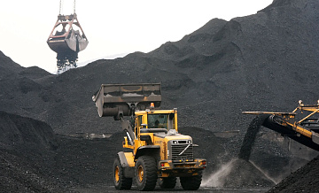 Россия почти на четверть нарастила поставки угля в Индию