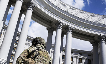 Украина становится все более разобщенной пишет Pais