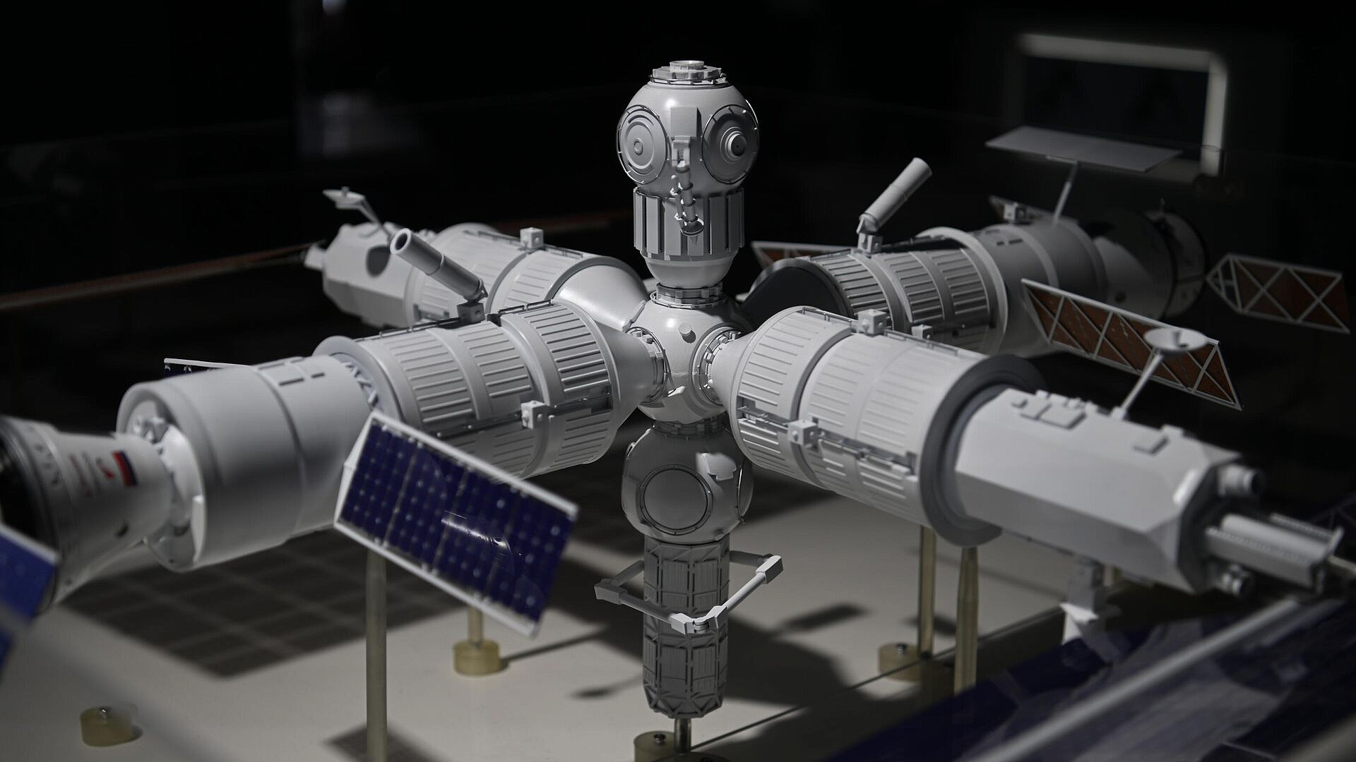 "Роскосмос" обсуждает с партнерами системы безопасности, заявил Баканов