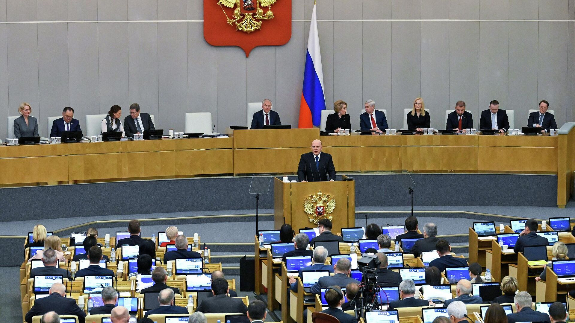 Мишустин назвал сроки завершения перехода вузов на новую модель обучения