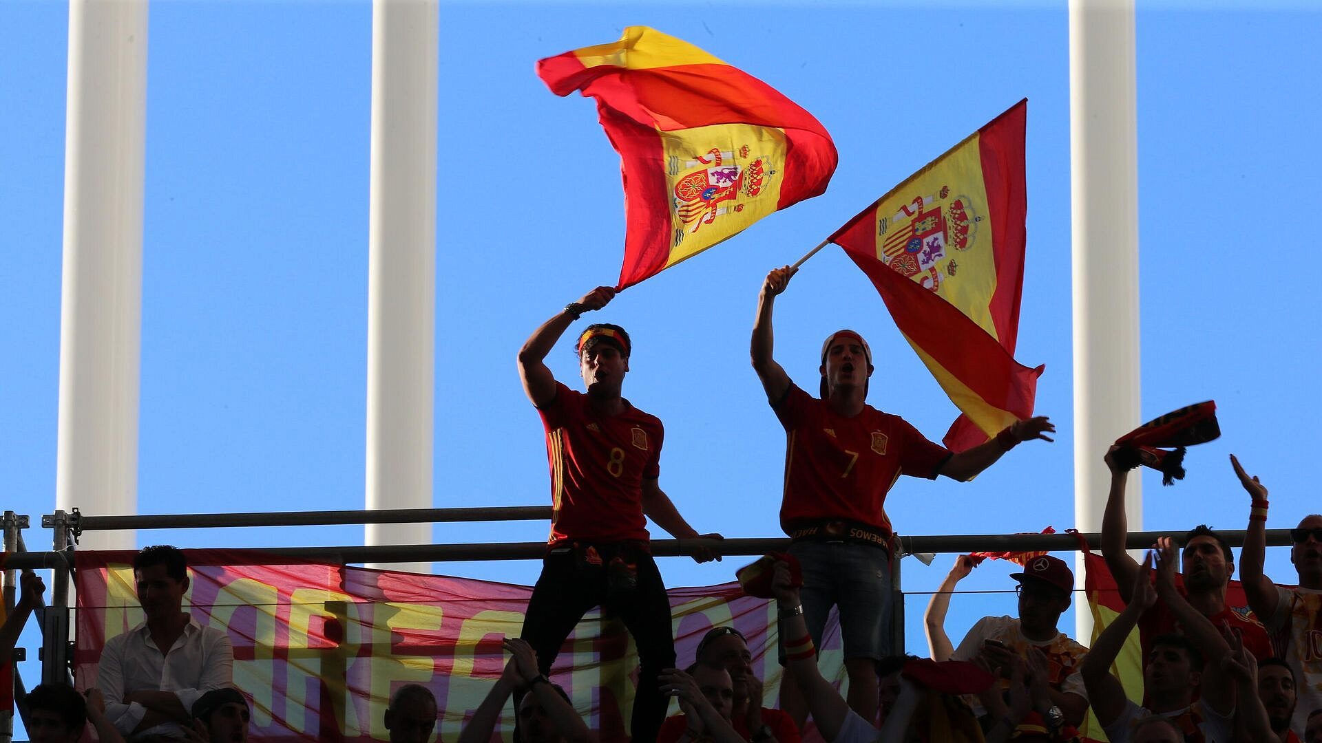 Мадрид ответил на слова Трампа о прекращении торговли с Испанией