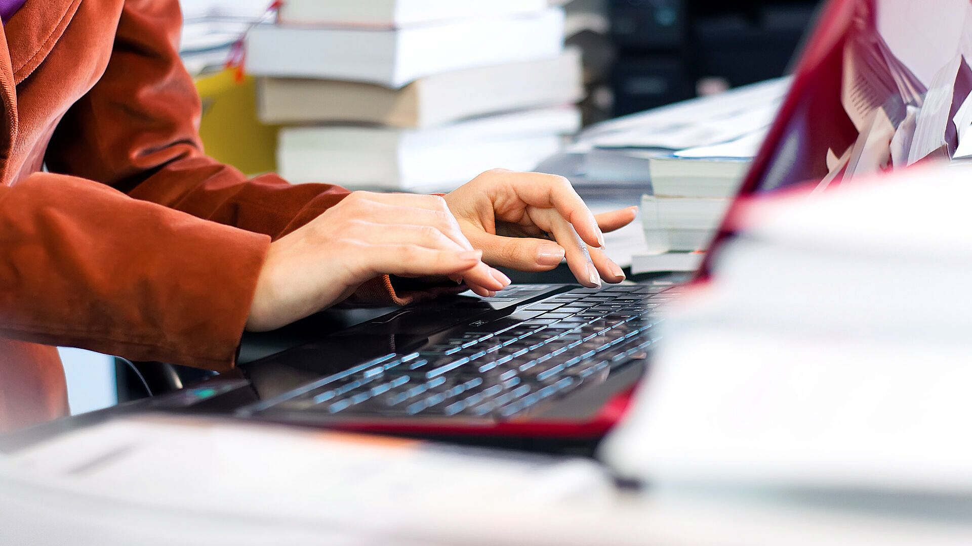 Юрист рассказал, может ли сотрудник с сезонной аллергией уйти на удаленку