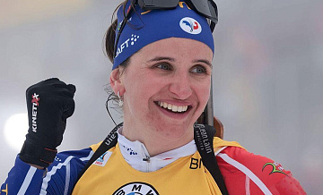 Симон выиграла гонку с общего старта на этапе КМ