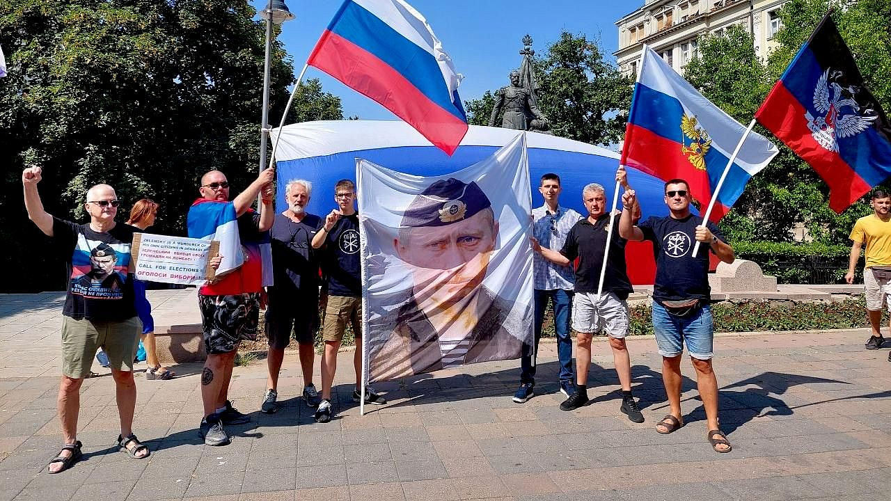 В Белграде прошла акция протеста против визита Зеленского