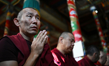 Путин поздравил российских буддистов с Новым годом по лунному календарю