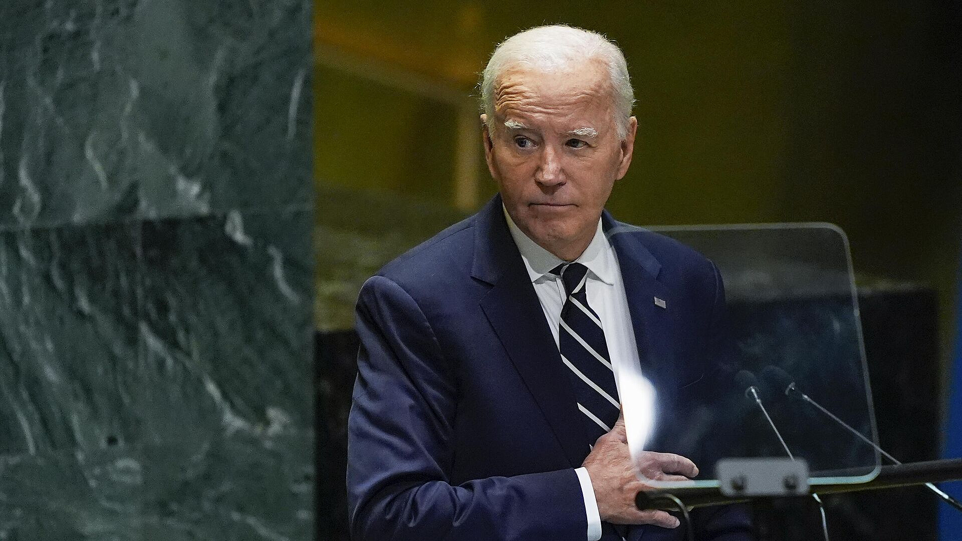 ������ ������� �������� �� ���� ������