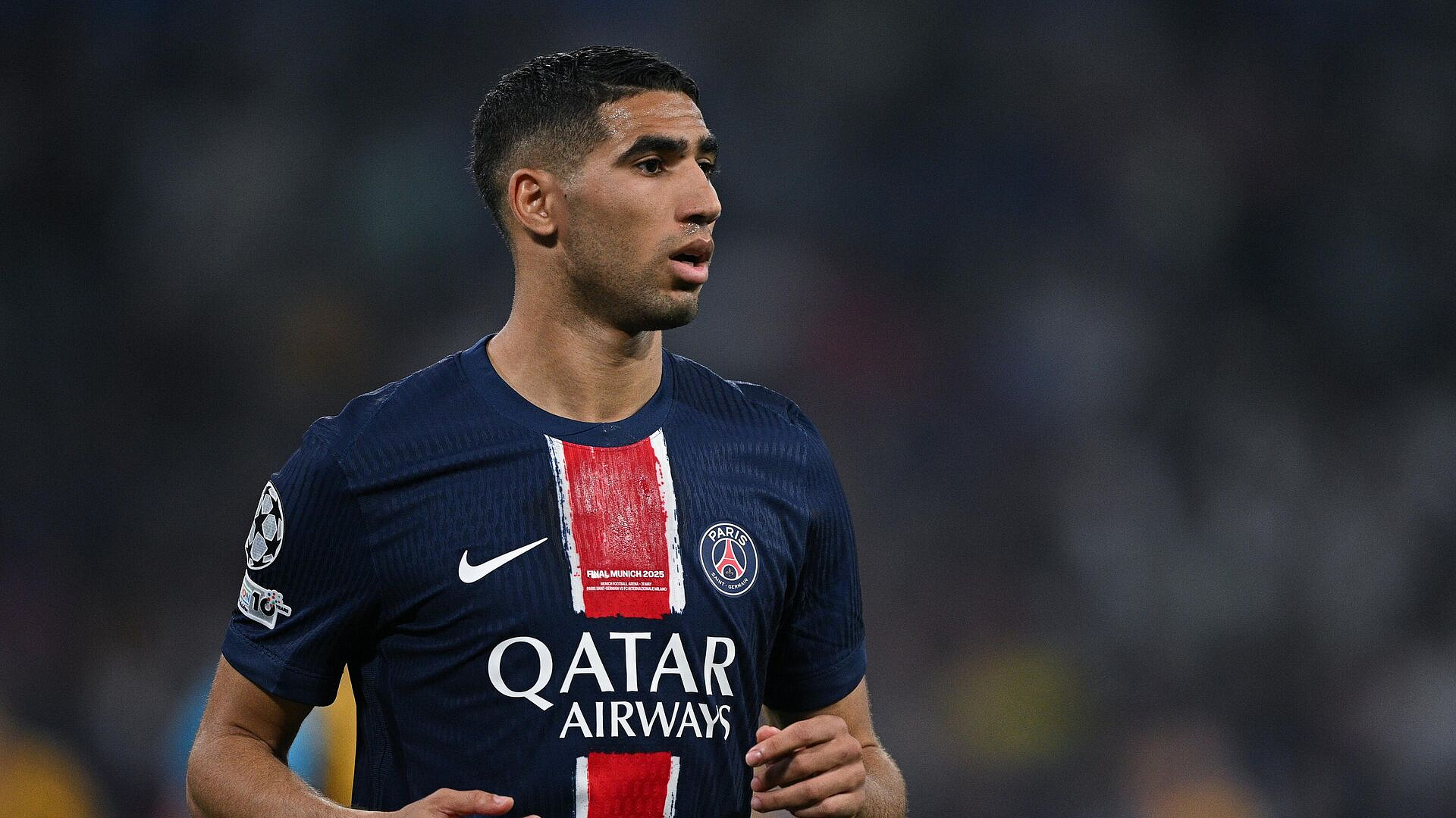 Футболист "ПСЖ" Хакими предстанет перед судом по делу об изнасиловании