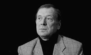 Народный артист Леонид Ремнев умер во время спектакля