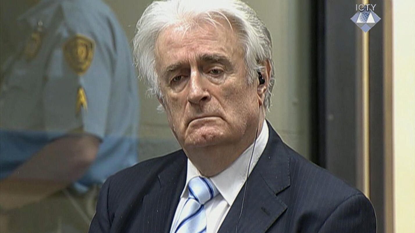 Адвокат: Караджича ограничили в правах под предлогом подготовки побега