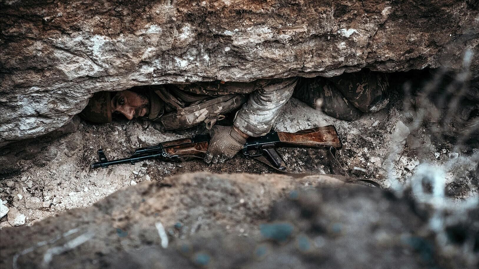 Украинских заключенных принуждают к контракту с ВСУ, рассказал пленный