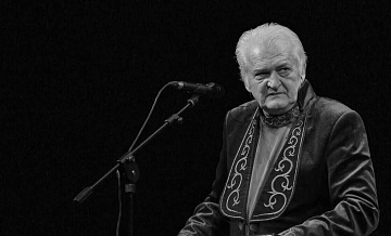 В Челябинске прошло прощание с главой ансамбля "Ариэль"