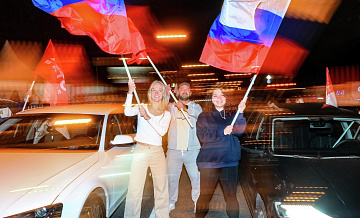 Украинские неудачники отказались слушать гимн России. И жестко поплатились!