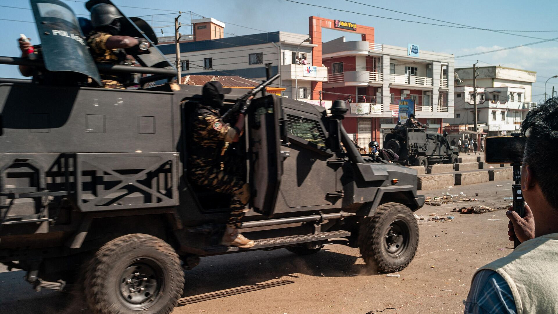 Россиян призвали не посещать центр столицы Мадагаскара на фоне протестов