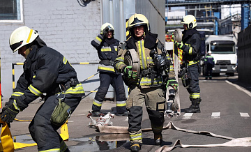 В Днепропетровске в пятый раз за ночь прогремели взрывы