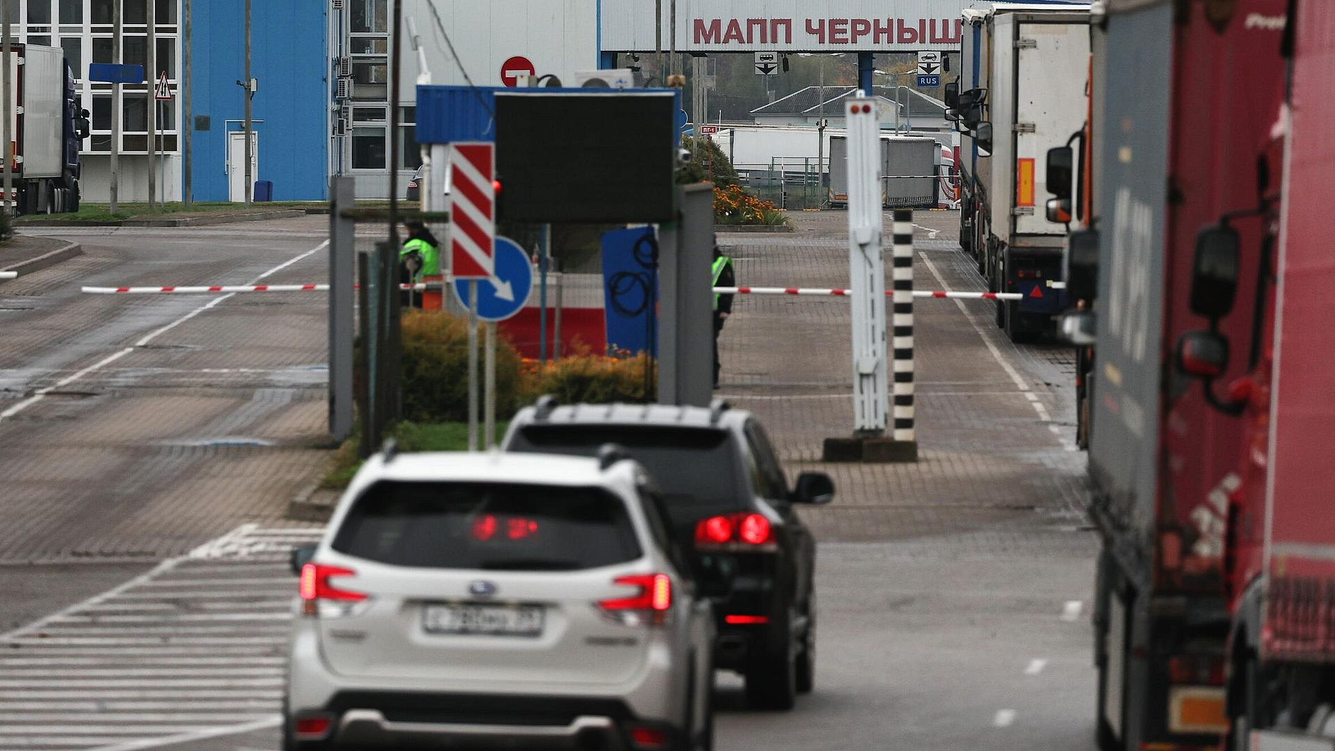 В Литве предложили ужесточить условия транзита машин с российскими номерами