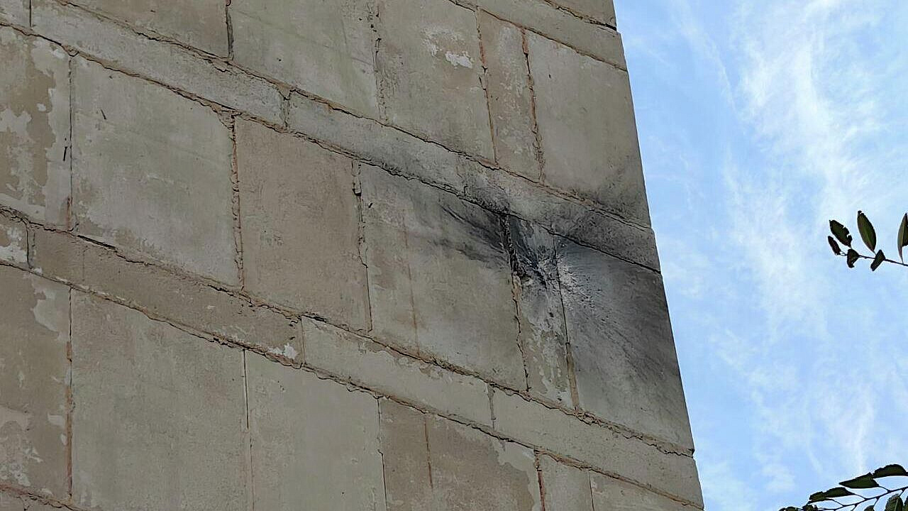 Украинский беспилотник атаковал жилой дом в ЛНР