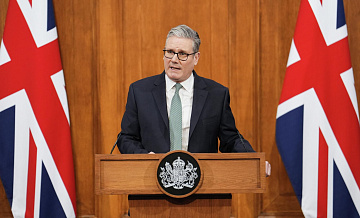 Стармер хочет создать многонациональную оборонную инициативу, пишет FT