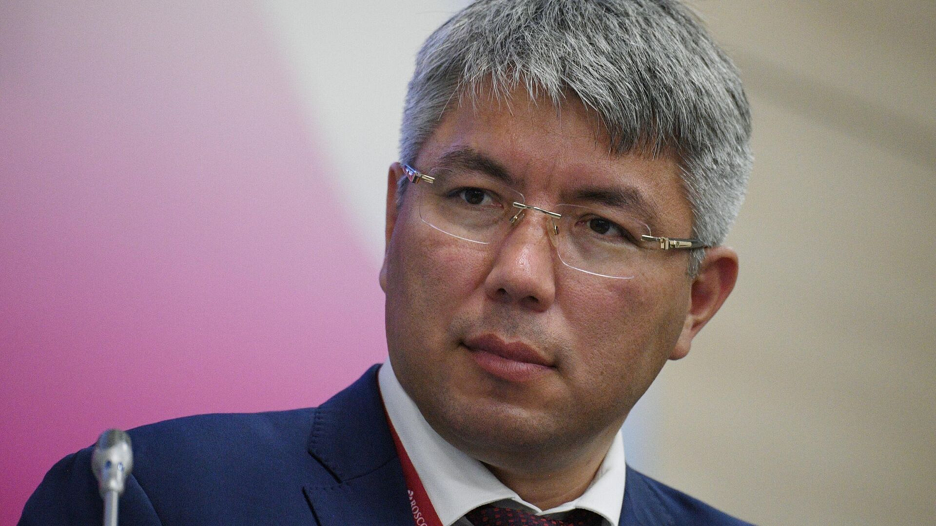 ����� ������� ������� ����������� � ��������� � ������� �������� � �����