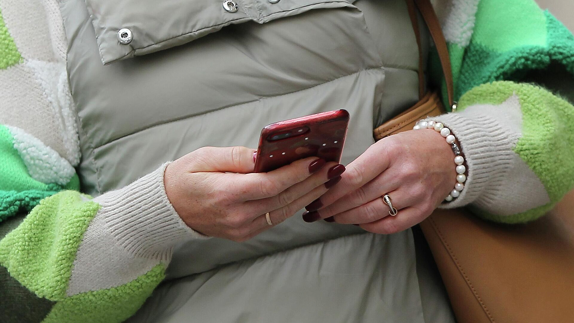Москвичи столкнулись с проблемами при отправке смс