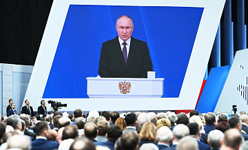 Путин призвал увязать меры поддержки предприятий с повышением зарплат