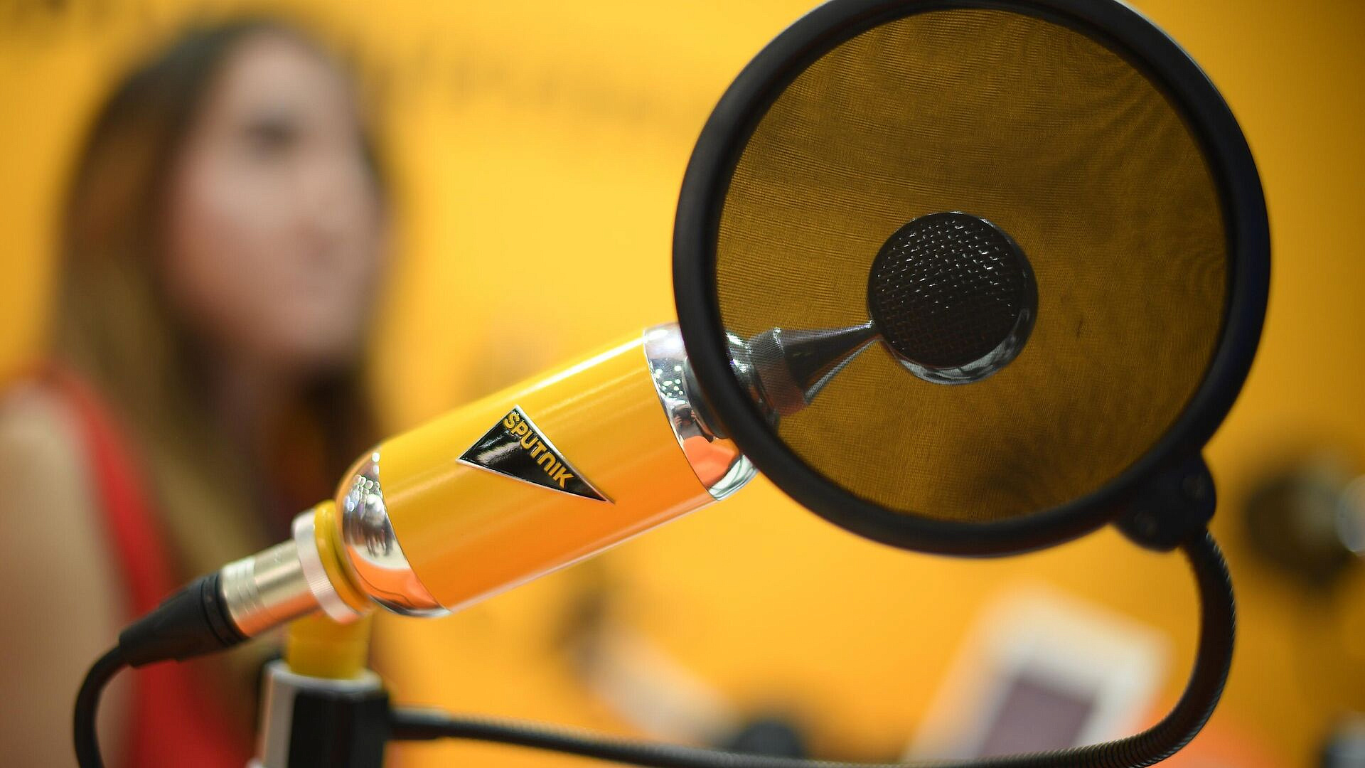 � ���������� ������ ������� ����� Sputnik �� ������� 97,8 FM