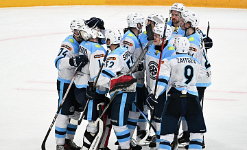 "Сибирь" вырвала победу у "Торпедо", забив трижды на последней минуте