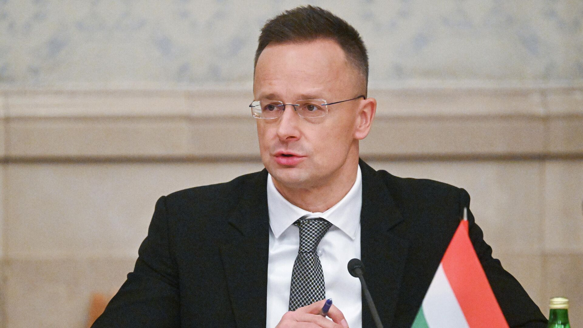 ������� ������� ���� ������������� ����� ������� � ��������