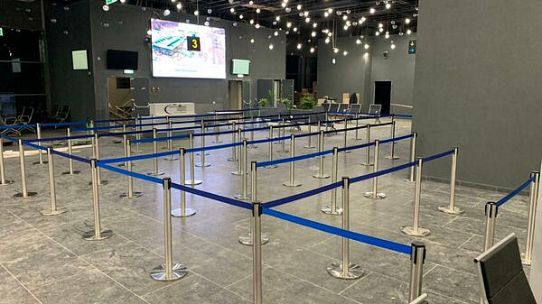 За шесть лет предстоит обновить минимум 75 аэропортов, заявил Путин