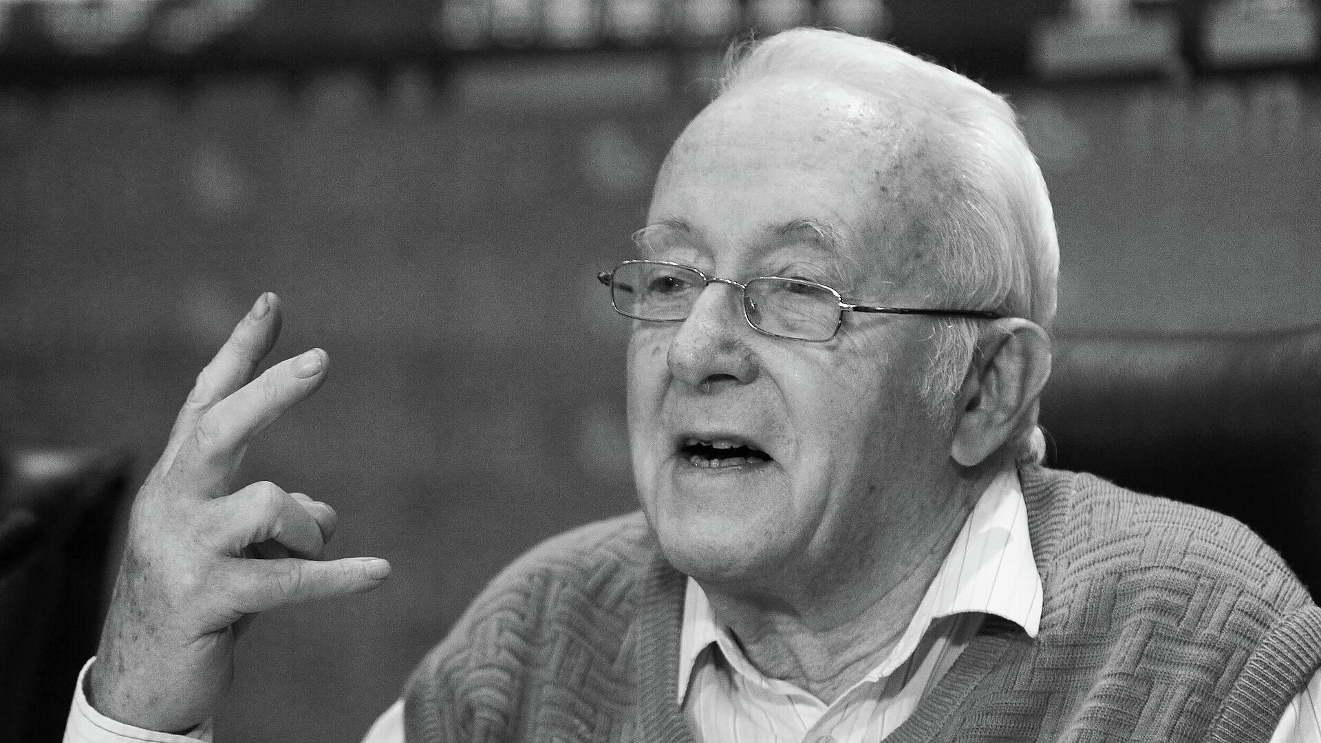 В Подмосковье простились с историком Роем Медведевым