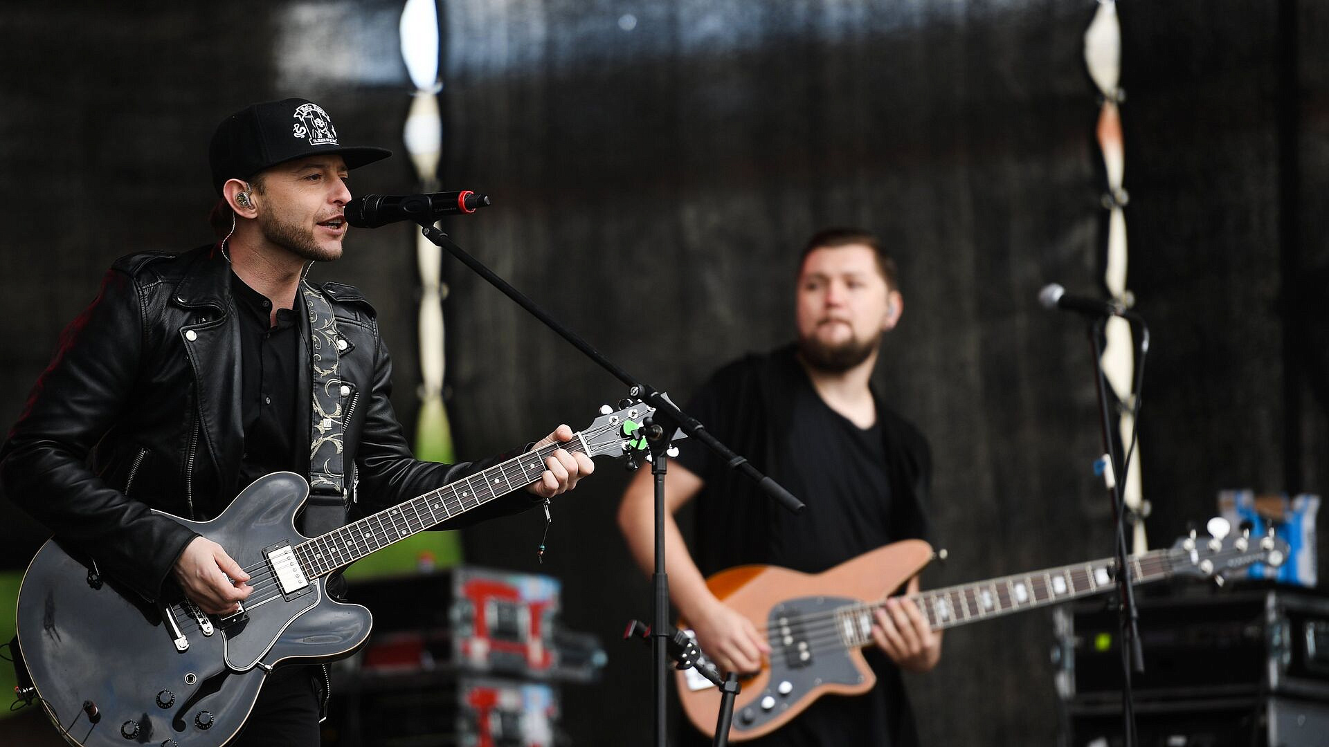 ������ ������ "�����" ��������� �� ���� � ��������� �������� �������