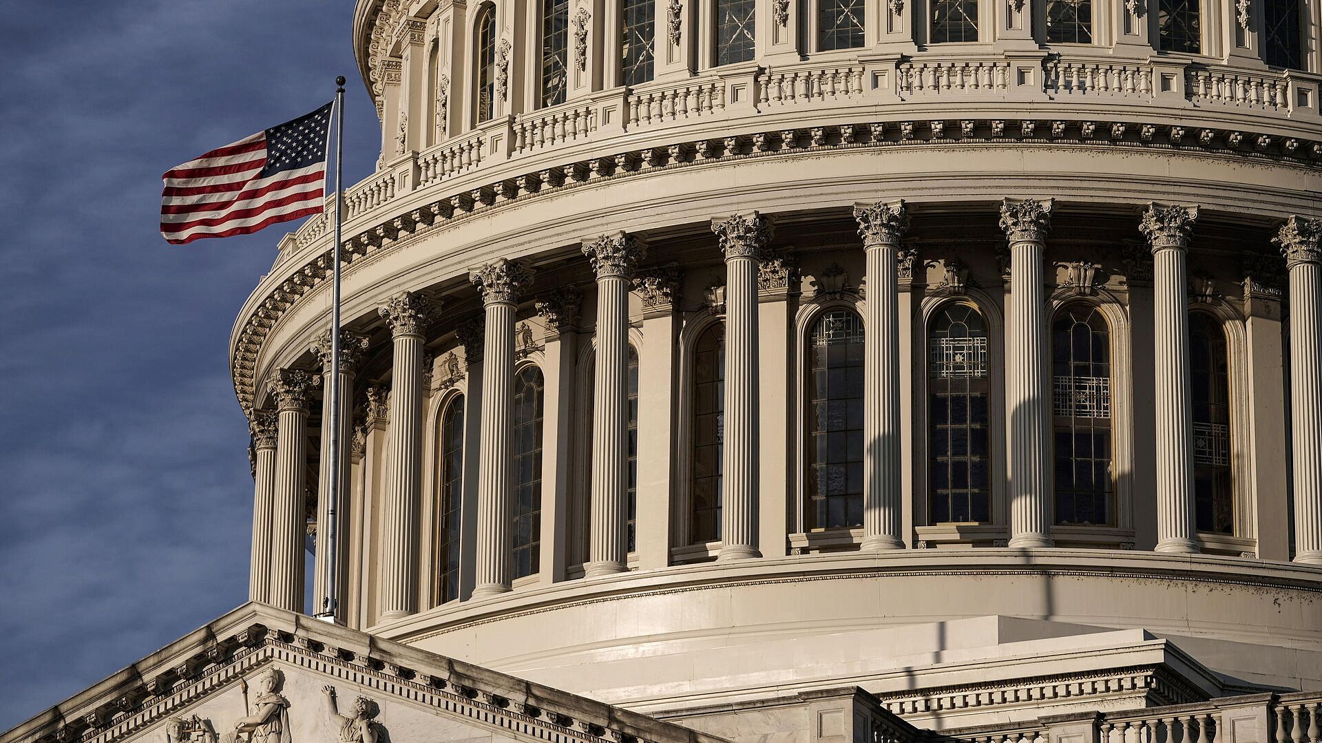 У России нет предпочтений на выборах президента США, заявил Путин