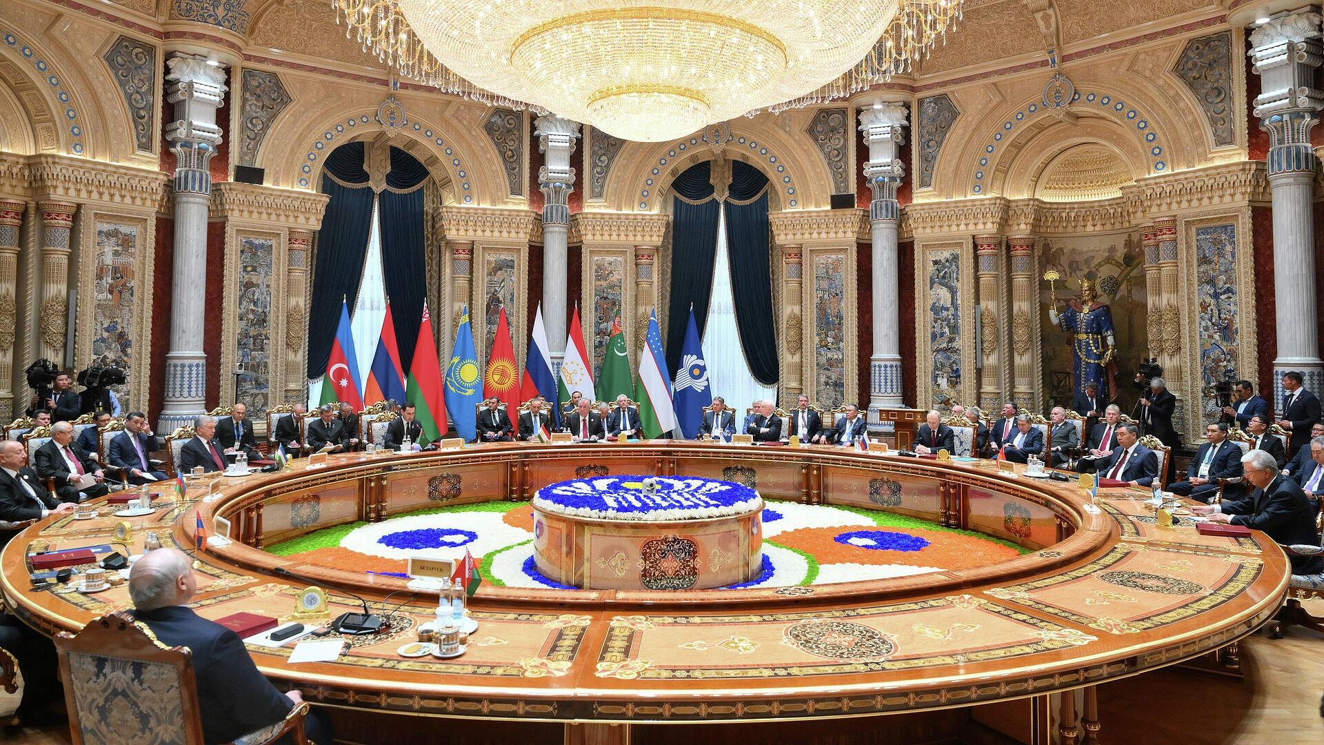 Лидеры СНГ договорились об укреплении пограничной безопасности