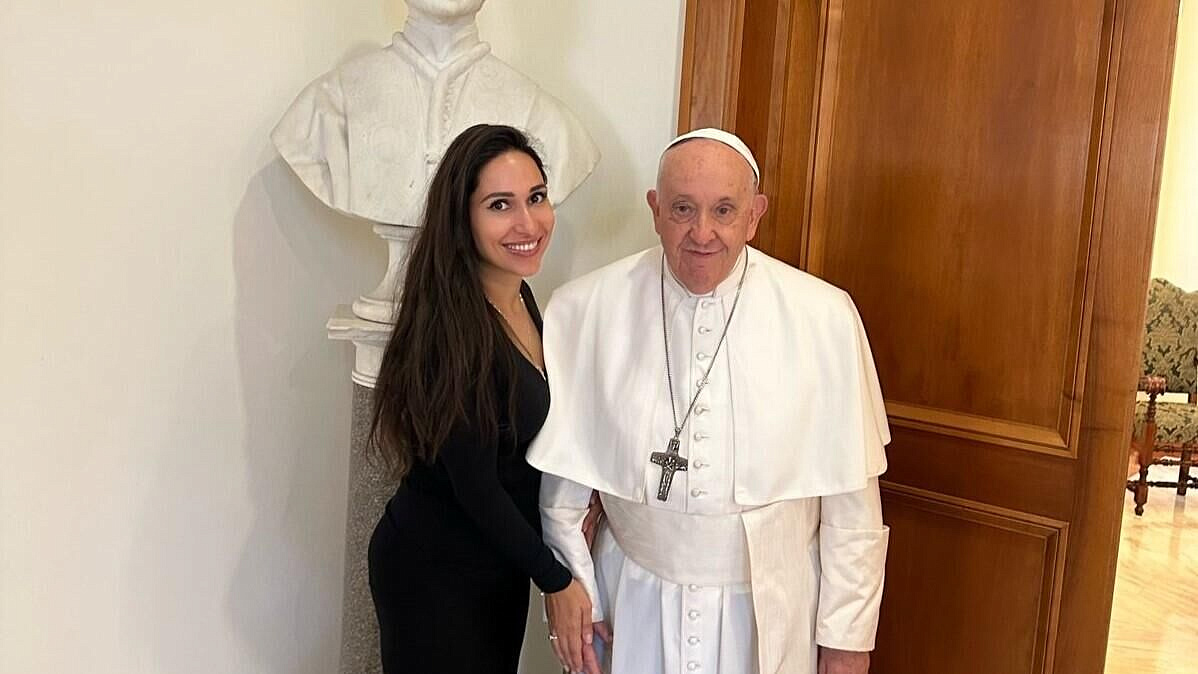 Певица Касьян рассказала о роли папы римского в ее жизни