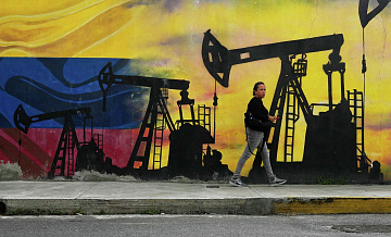 Медведев назвал нефть ключевым фактором в действиях США в Венесуэле