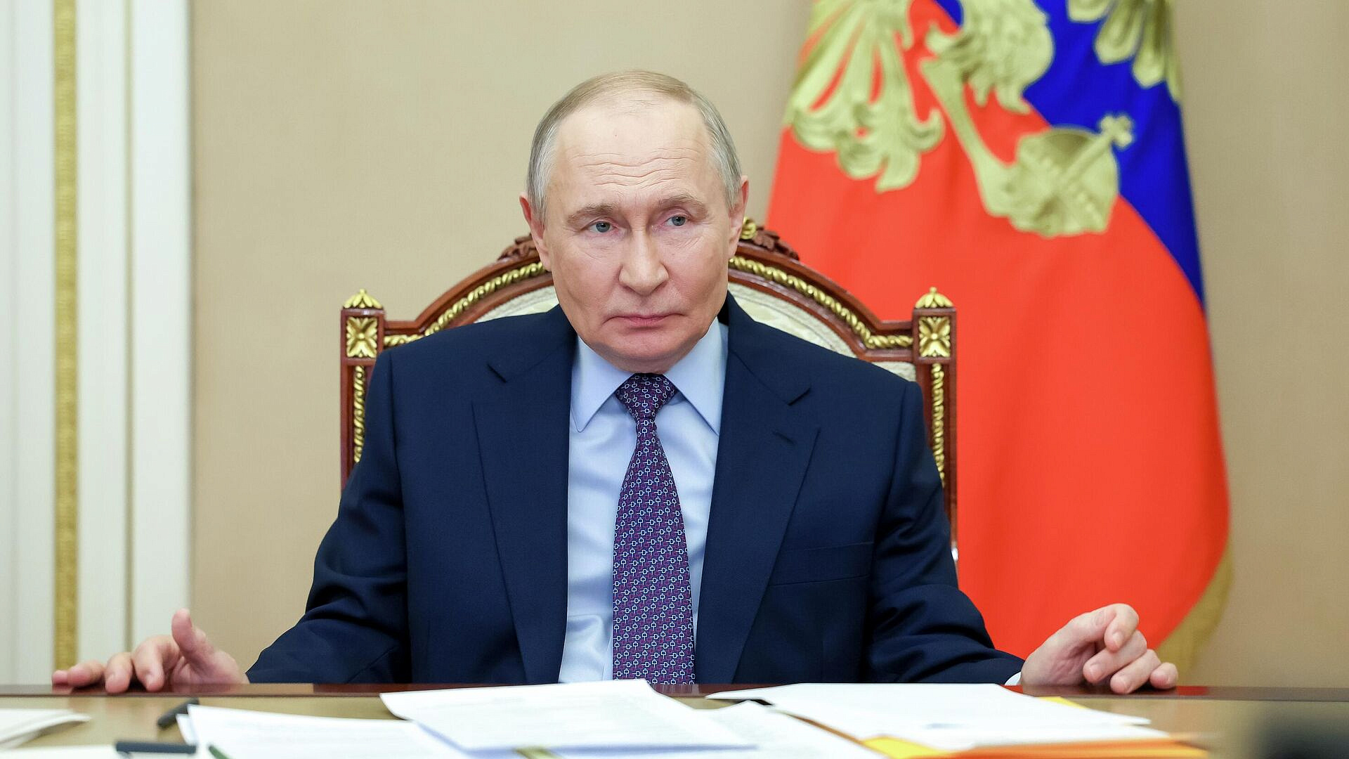 Путин поддержал идею создания оператора по развитию технологий в Приазовье